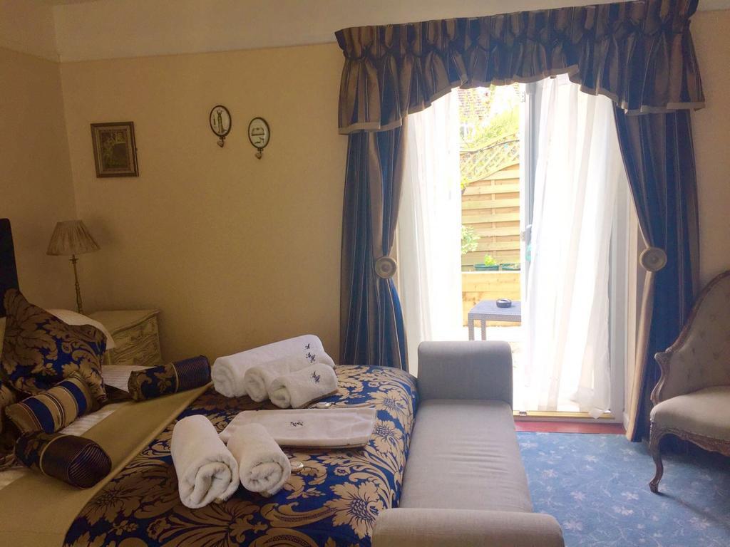 Abbington Hotel Stevenage Buitenkant foto